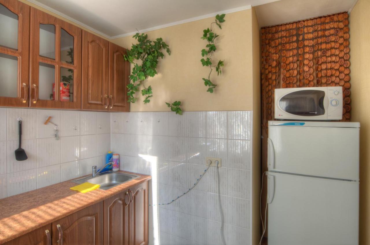 Квартира По Улице Федорова 1 Kyiv Exterior photo